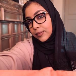 Meet your Posher, Fatima